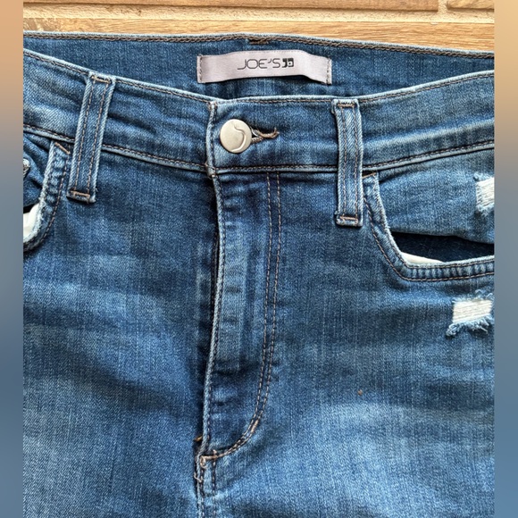 Joes Jeans distressed Size 28 - Picture 3 of 3